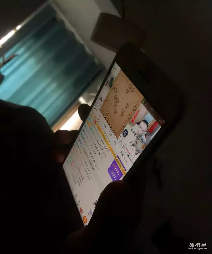 王铁锤远哥下象棋的真实身份