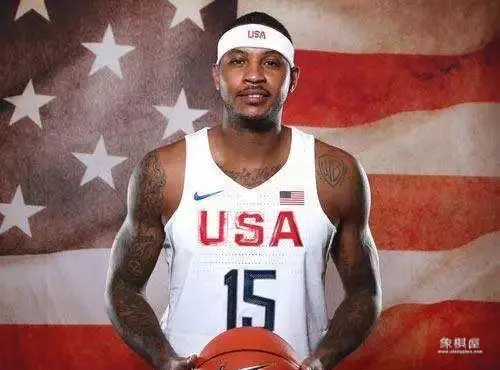 詹姆斯训练师参加路人王