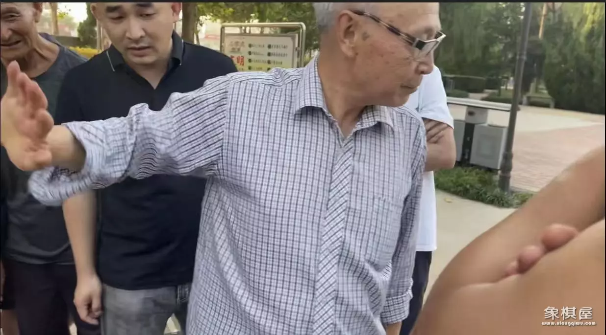 大神象棋vs王铁锤象棋谁厉害