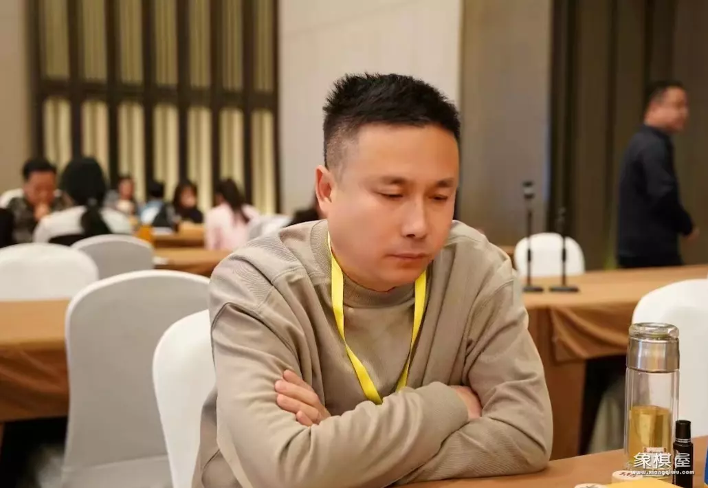 象棋梁辉远