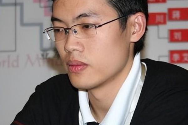 在县城开一家象棋棋社咋样（打造县城棋艺新地标，象棋棋社引领潮流）.