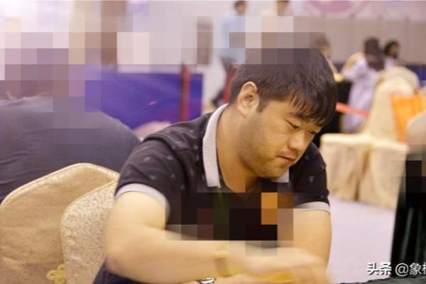 胡荣华对杨官璘弃双车（胡荣华对杨官璘弃双车，这一举动意义何在）.