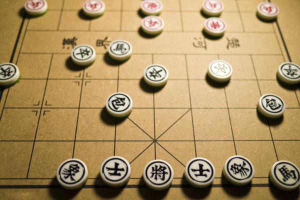 中国象棋中炮吃炮会不会同归于尽（炮火连天，同归于尽？中国象棋中炮吃炮的奥秘探寻）.