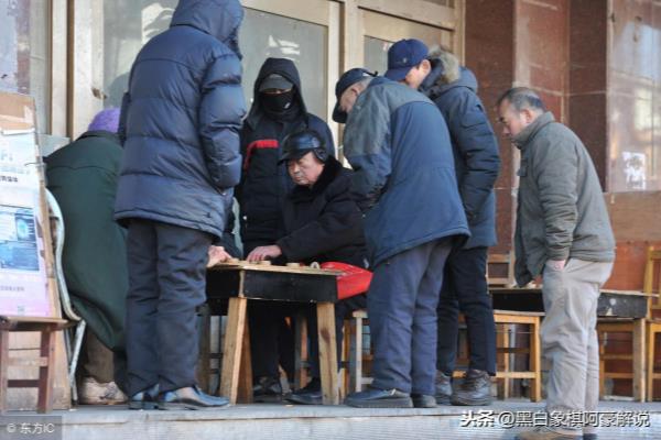 象棋怎么看局势（如何在棋局中洞悉先机，稳操胜券）.