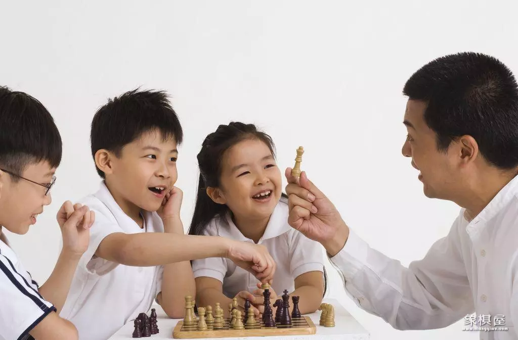 学围棋还是国际象棋好