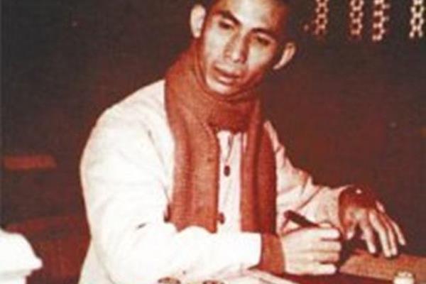 中国象棋大全破解（如何精通棋艺，逐个击败对手）.