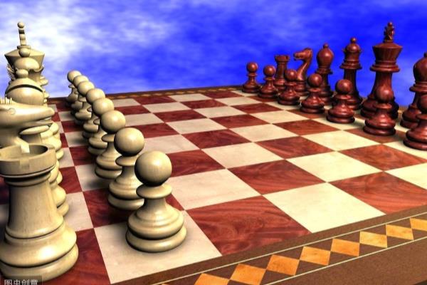 国际象棋规则与中国象棋的区别（国际象棋与中国象棋，规则差异引发哪种棋艺更胜一筹的思考）.