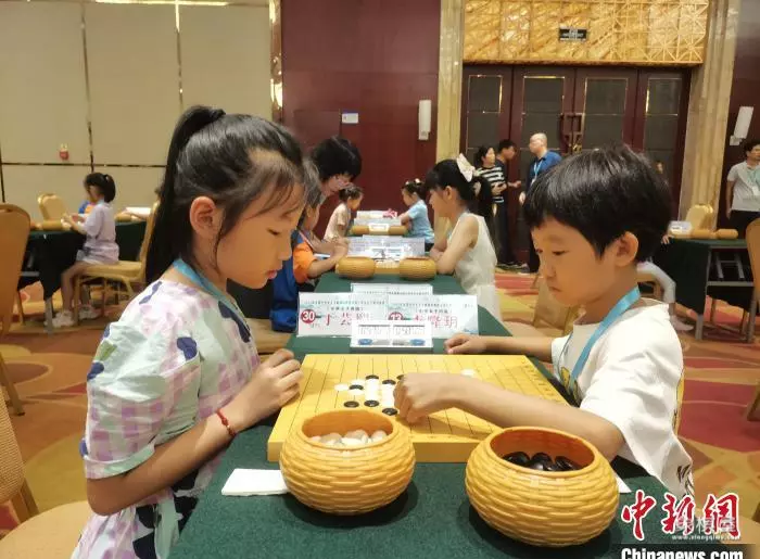 5岁的孩子学什么棋类好