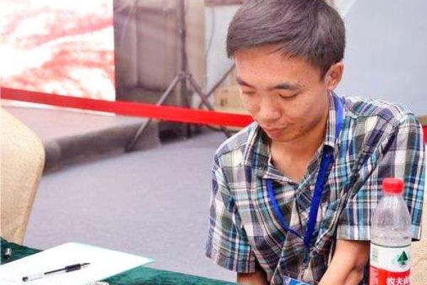 象棋最高境界是弃子绝杀（探寻象棋艺术巅峰，弃子绝杀究竟如何创造奇迹）.