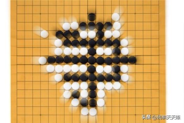 中国象棋变化多还是围棋多（变化万千，谁更胜一筹？中国象棋与围棋的较量！）.
