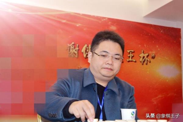 内藏乾坤郑惟桐飞刀图片（探秘郑惟桐飞刀内藏的乾坤奥秘）.