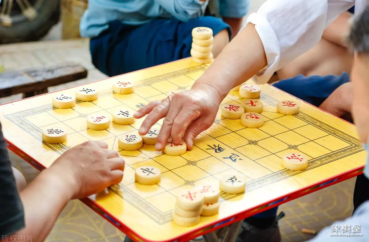 qq游戏中国象棋怎么放大