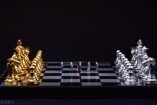 中国象棋和国际象棋的区别和联系（中国象棋与国际象棋，一场跨越国界的智力较量，究竟谁更胜一筹）.