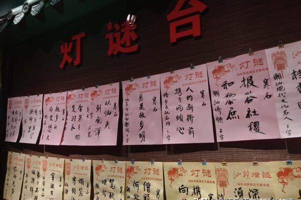 自出洞来无敌手啥意思（探寻神秘洞穴，谁将成为最强探险家）.