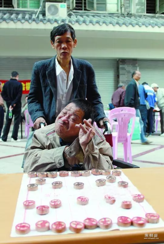 八卦象棋大师什么水平