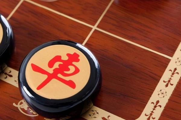 象棋中的车是指什么（战局关键的神秘棋子，车的真身究竟是谁）.