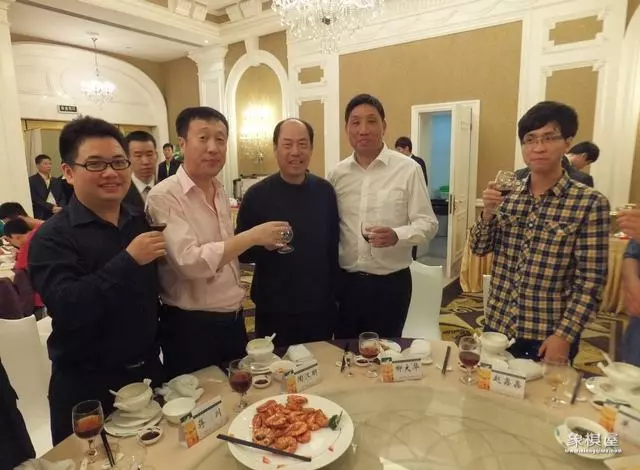 学象棋好还是围棋好