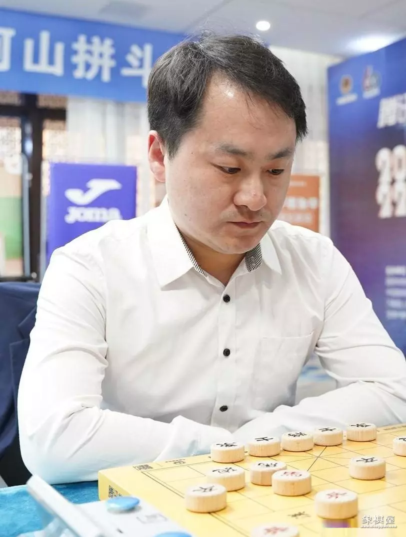 象棋山顶赛第一名是谁