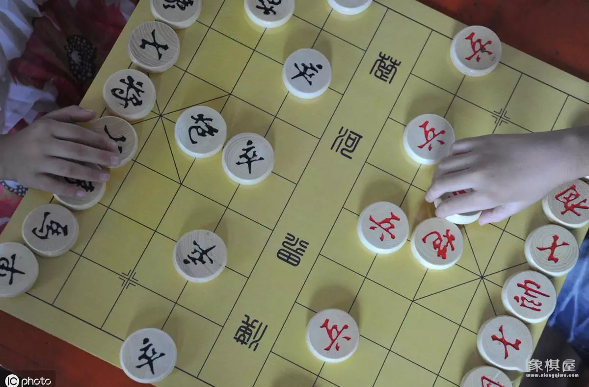 中国象棋棋盘的样子