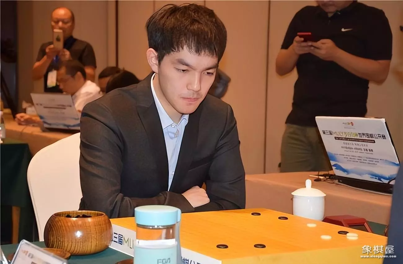 中国公开赛韩国棋迷哭了
