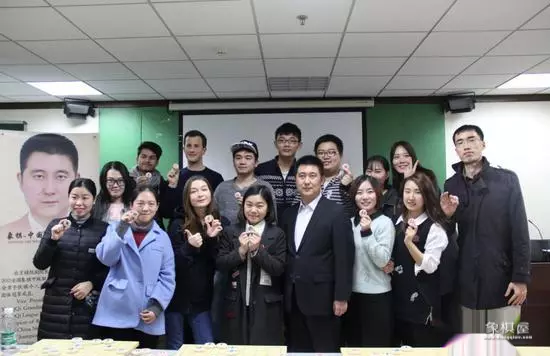 诸葛美象棋大师简介资料及图片