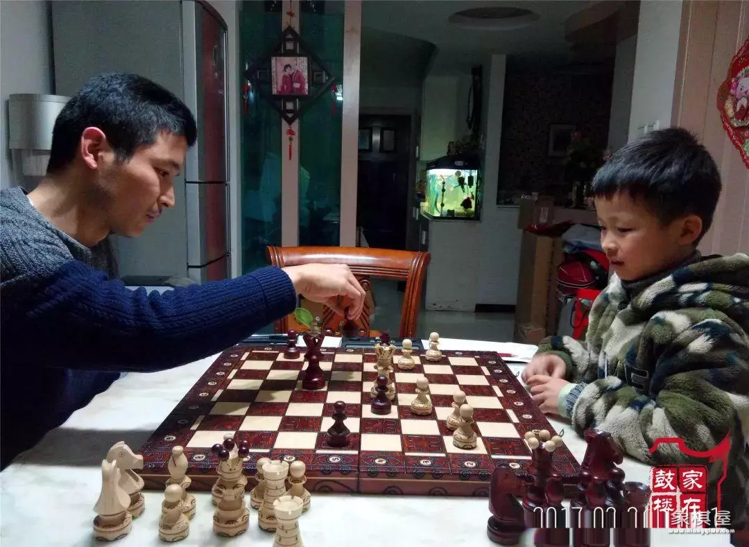 有年纪大还去考象棋棋士