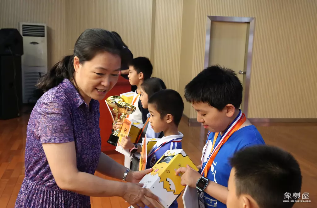 新加坡小学生国际象棋比赛