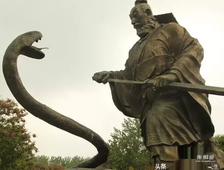 中国象棋哪个是先开局就走的棋子