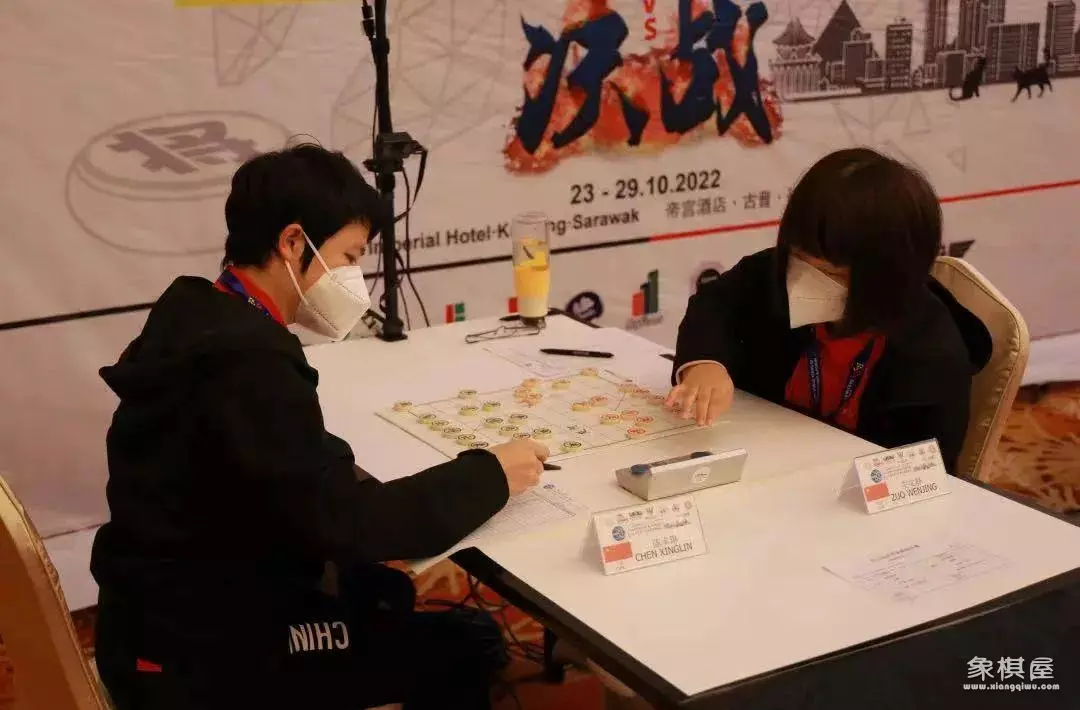 左文静是特级大师吗?