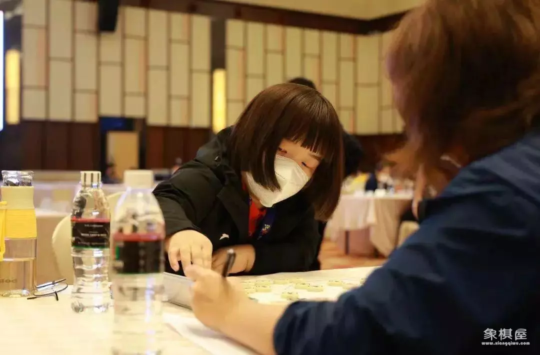 左文静是特级大师吗?