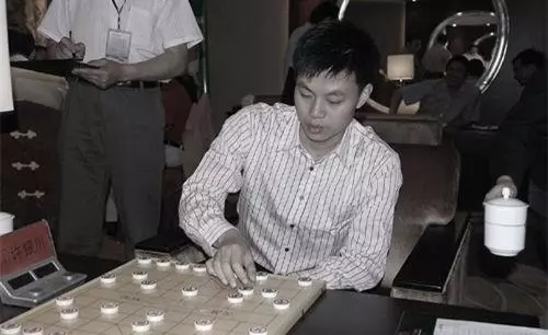 许银川和胡荣华一生中最激烈的一盘对局!(2)