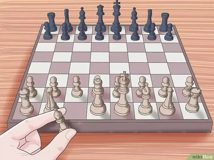 国际象棋里面的王后怎么走(4)