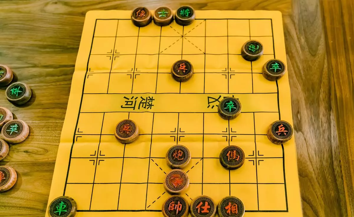 中国象棋中暗棋是怎么玩法(1)