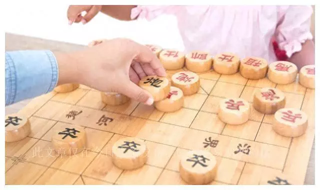 儿童学象棋的好处和坏处(1)