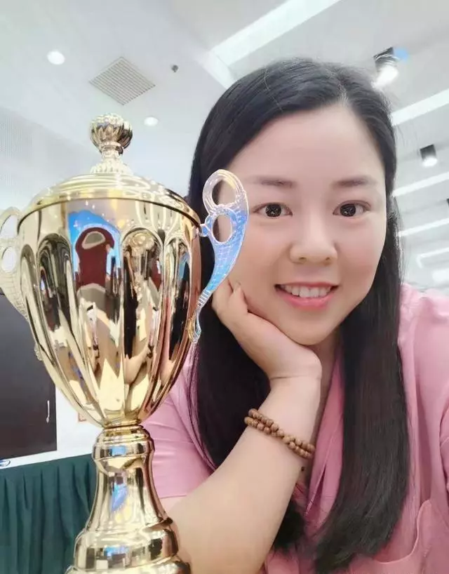 象棋美女冠军何媛讲棋了 基础课程(3)