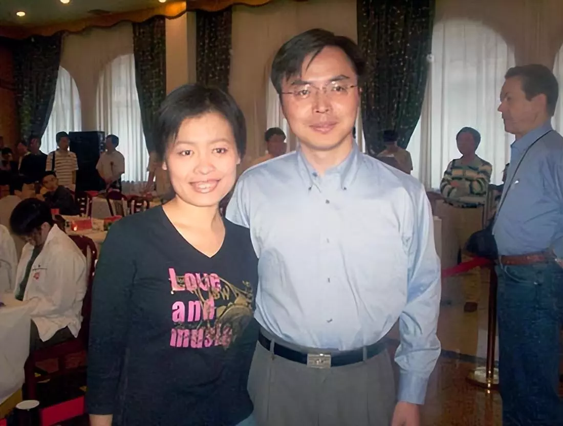 国际象棋棋后谢军的丈夫是谁(12)