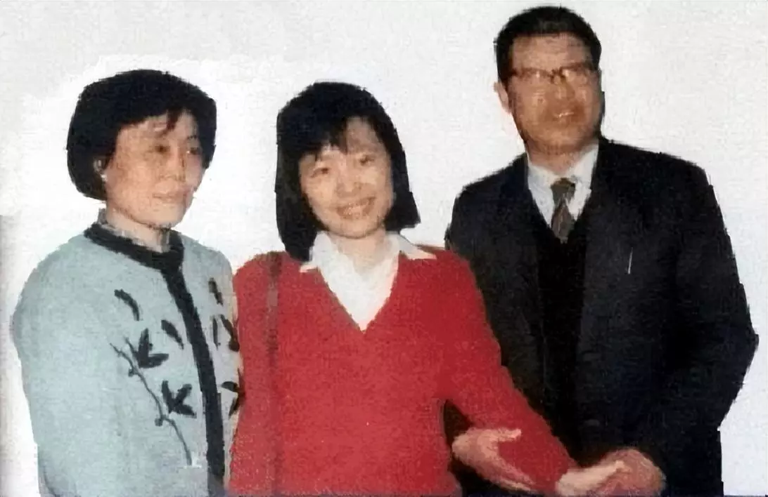 国际象棋棋后谢军的丈夫是谁(3)