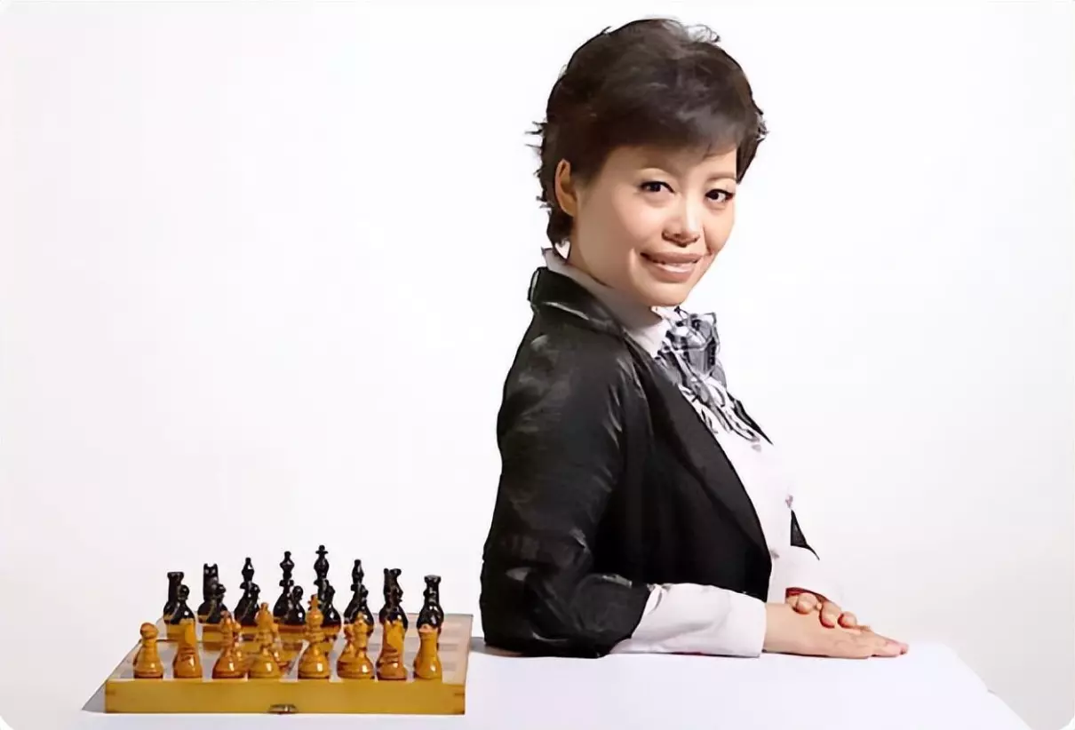 国际象棋棋后谢军的丈夫是谁(6)