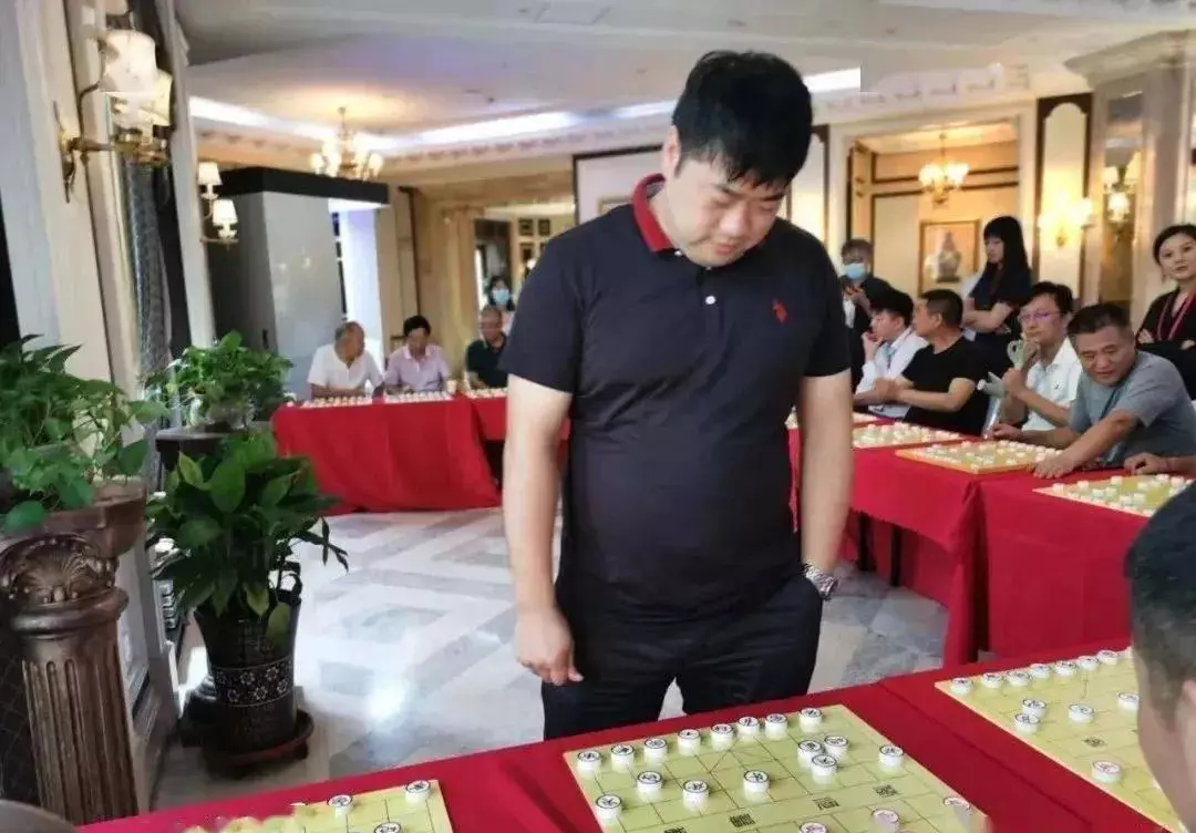 申鹏是特级大师吗(3)