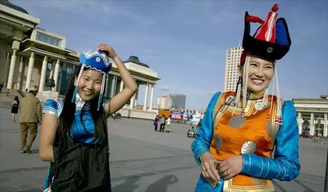 蒙古国什么时候从中国分出去的(21)