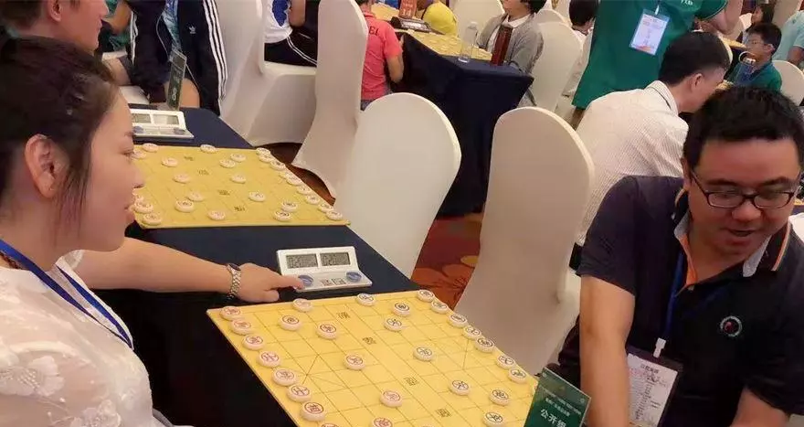 朱少钧是象棋大师吗(4)