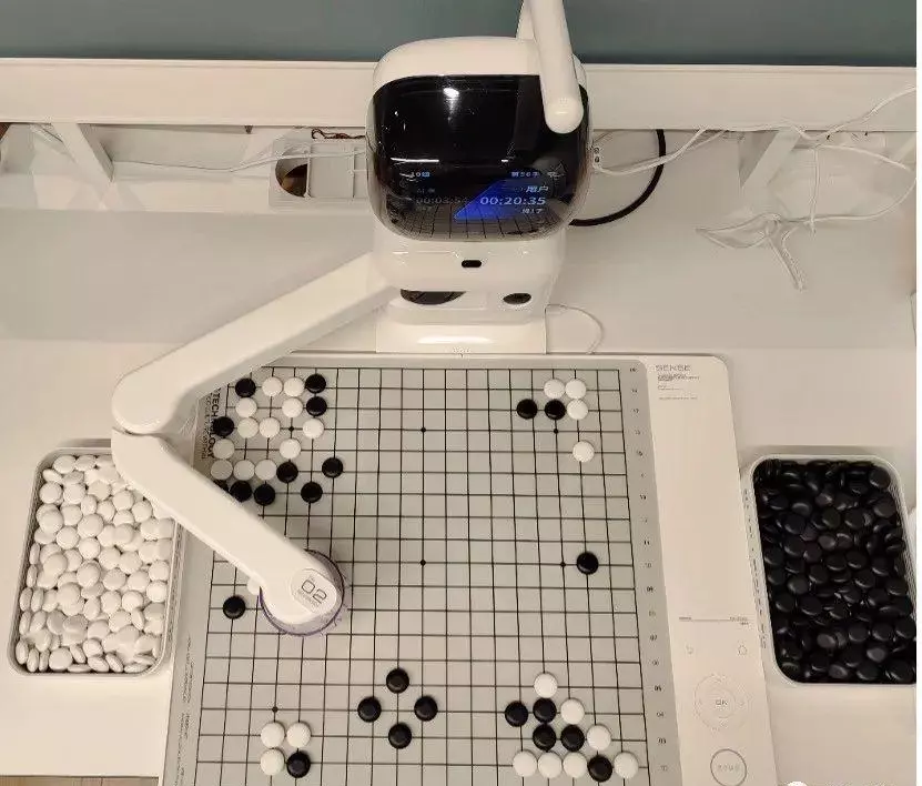会下象棋的机器人多少钱一台(1)
