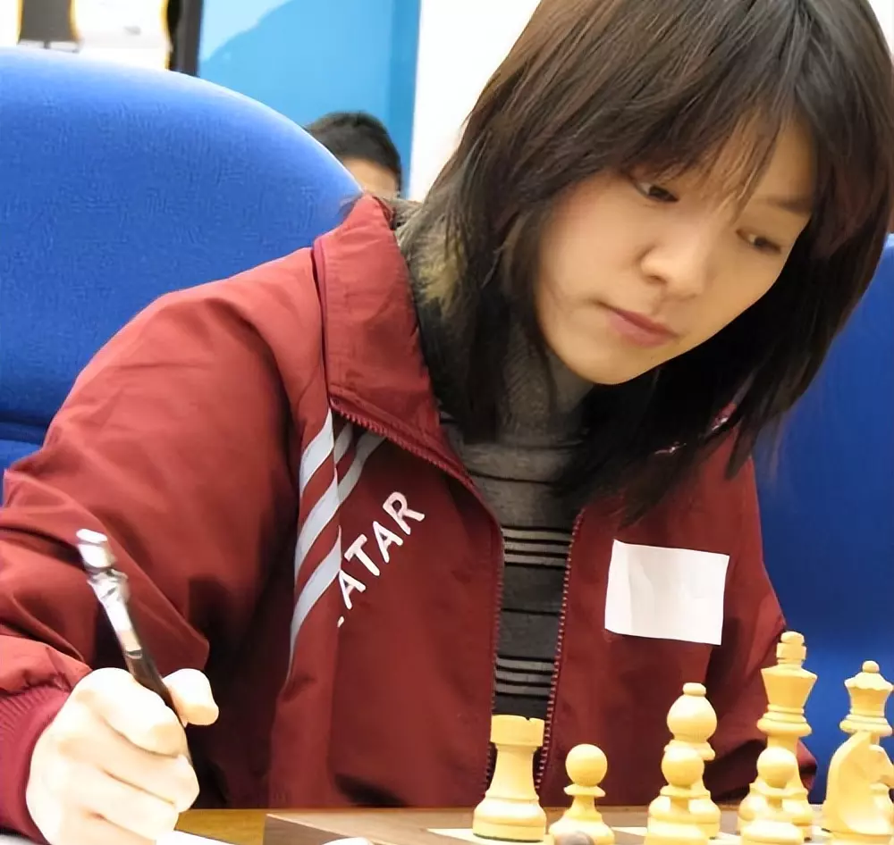 中国象棋大师嫁给卡塔尔哪个王子(7)