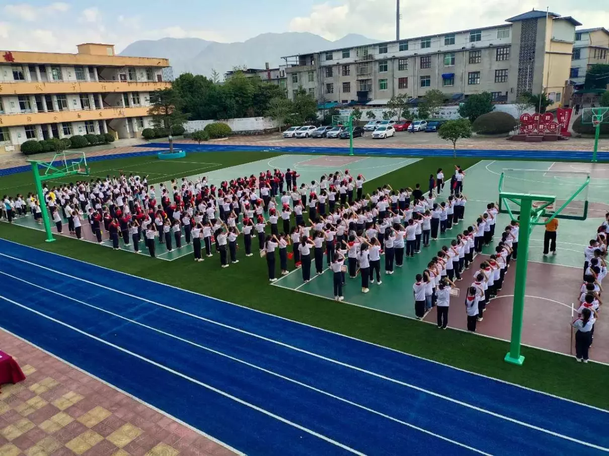 鋆用于人名读yun还是jun好(2)