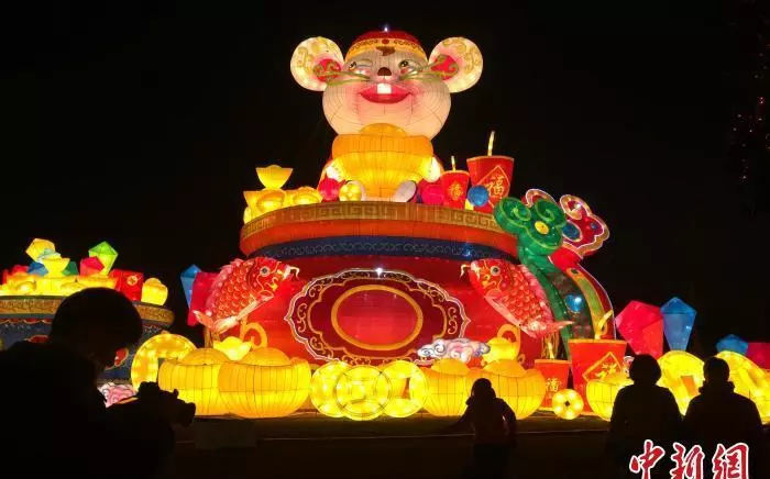 四位仙人结伴走是什么生肖呢(1)