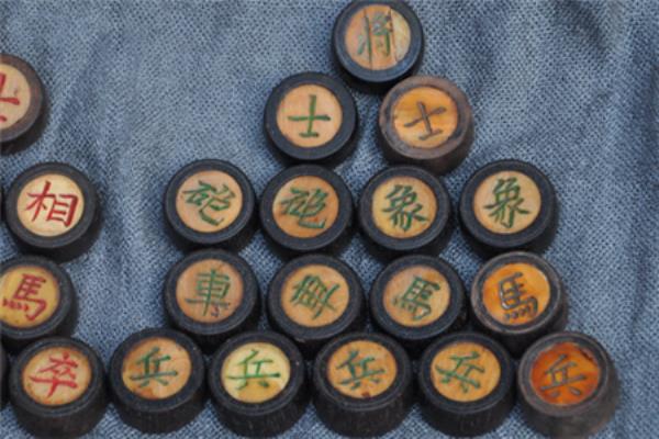 绿檀木象棋有收藏价值吗.