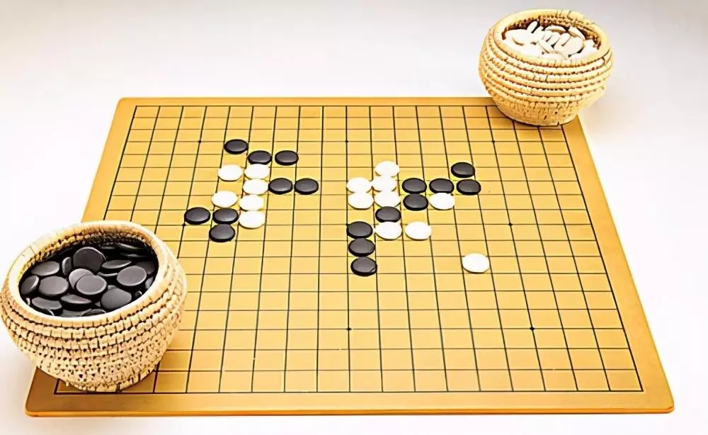 国际象棋和围棋哪个难度大(1)