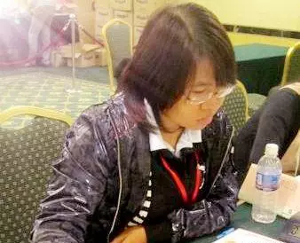 查询女子象棋大师王铿的个人简介(3)
