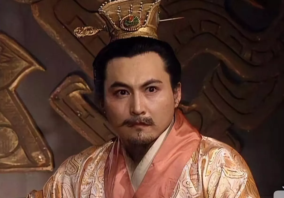 三国君王下象棋,朝野此时水土去是什么生肖(13)