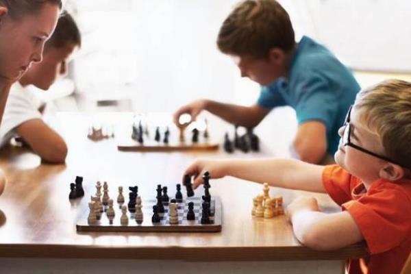 国际象棋兵升变后用什么棋子代替